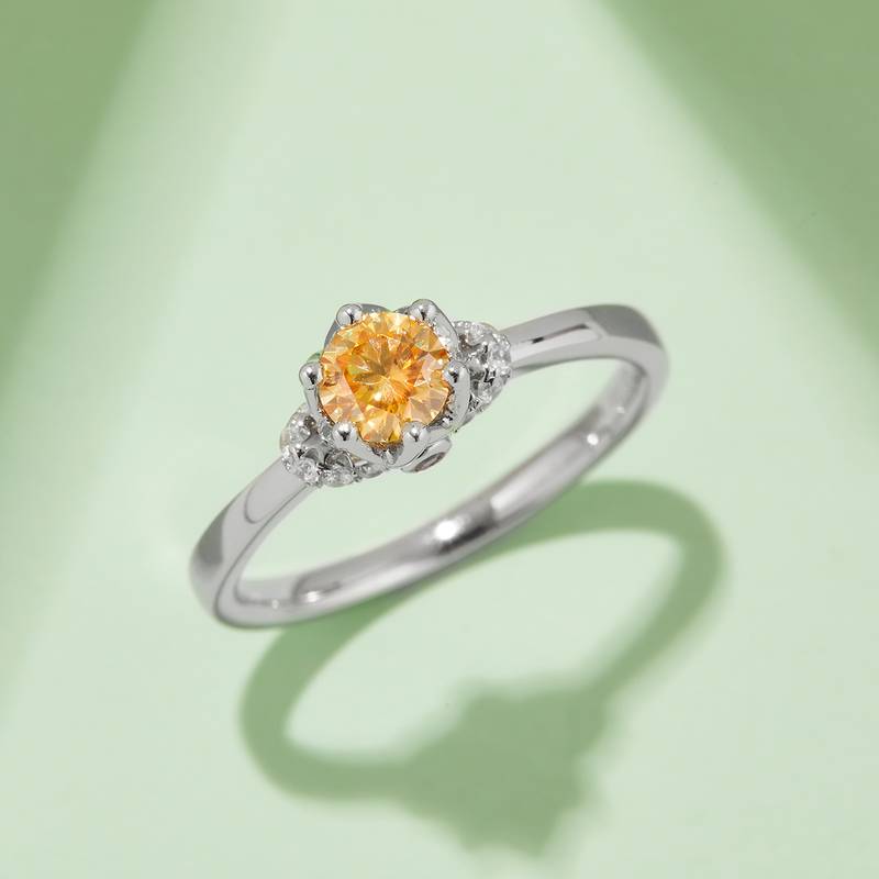 直臂加冕S925银镀白金MoissaniteWomen's Ring50分D级